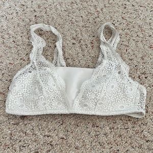 Super cute bralette!!